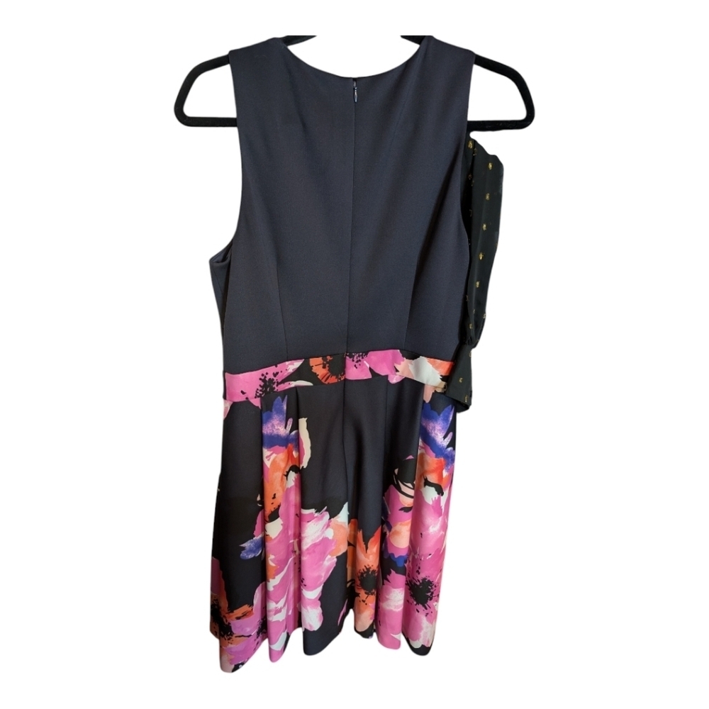 Vince Camuto Sleeveless Dress with Pleated Floral Skirt - Picture 5 of 7